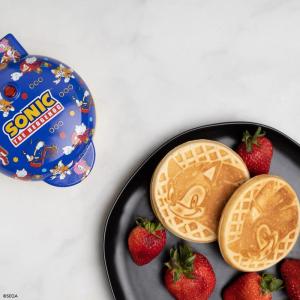 Uncanny Brands Bluey Mini Waffle Maker – Fun Character Waffles – Easy to Use and Clean(Sonic the Hedgehog)
