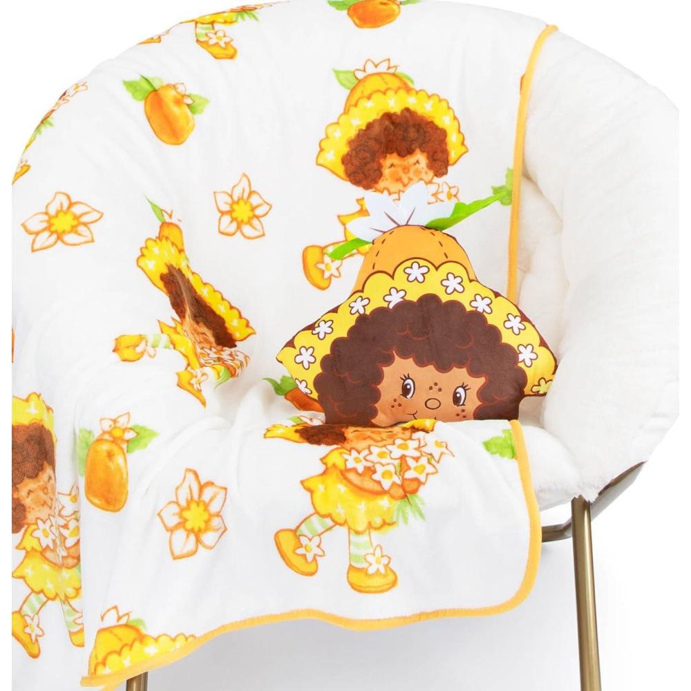 imageJay Franco Bluey ampamp Bingo Nogginz Set  40 x 50 Inch Lightweight Travel Throw Blanket ampamp Pillow  Kids Super Soft 2 Piece Bedding SetWhite  Orange Blossom