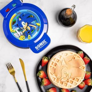 Uncanny Brands Bluey Waffle Maker – Non-Stick Round Waffle Iron – Easy to Use and Clean(Sonic the Hedgehod)