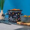 Uncanny Brands Bluey 2qt Slow Cooker – Small Kitchen Appliance(Disney Villains)
