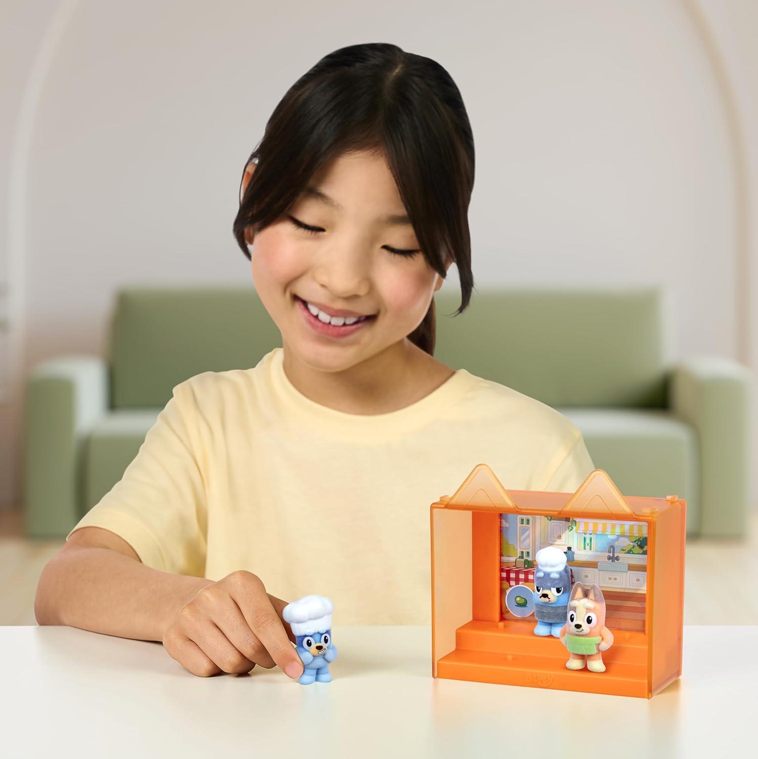 image:imageBluey Fuzzies Episode Pack Pavlova with 3 Specially Flocked Collectible MiniFigures Incl 1 Exclusive Display Case Trading Card and Collectors Guide 80 to Collect in Series 1Pavlova