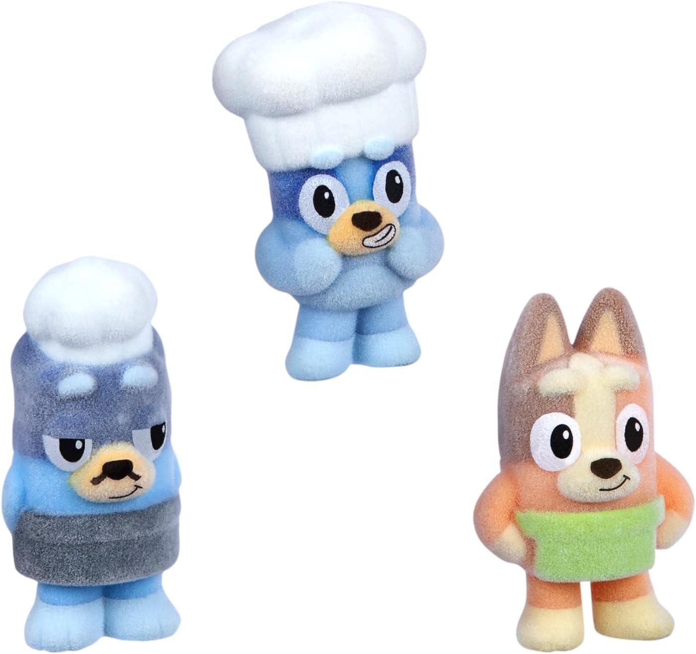 image:imageBluey Fuzzies Episode Pack Pavlova with 3 Specially Flocked Collectible MiniFigures Incl 1 Exclusive Display Case Trading Card and Collectors Guide 80 to Collect in Series 1Pavlova
