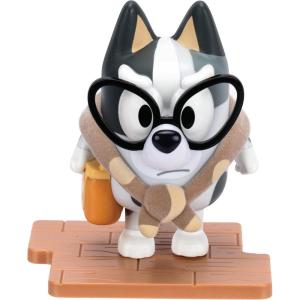 Bluey Studio Collector Figure – Queen Chilli (5″ or 12.7 cm), Inspired by Iconic Episode, Premium Detailing, Special Finish. 6 to Collect, Connect, and Display.(Granny Muffin)